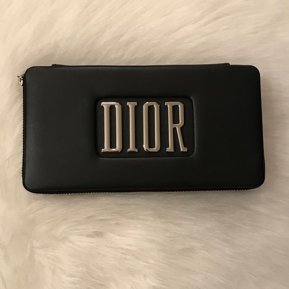 Dior Handbags - Dior Beauty Collection Cosmetic Case